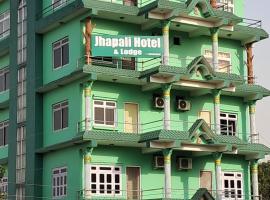 Jhapali Hotel and lodge, готель в Сімарі