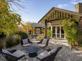 Emerald Oasis by Sotheby's Luxury Rental Homes