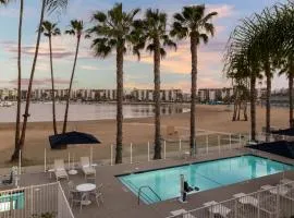 Jamaica Bay Inn Marina Del Rey Tapestry Collection by Hilton