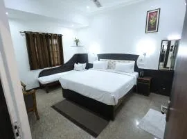 Rajmora Marit Hotel Agra near tajmahal just 100m