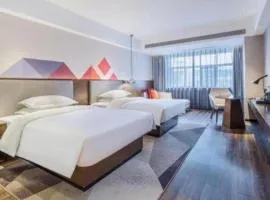Borrman Hotel Baise High-speed Railway Station Hengning Plaza