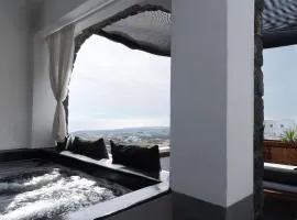Lumera Suites