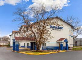 Days Inn by Wyndham Waukegan, ξενοδοχείο σε Waukegan