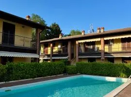Appartamento con Piscina a due passi dal Lago