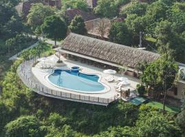Alagon Ecolodge Nam Cat Tien, Hotel in Tân Phú