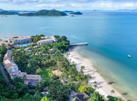 Cape Panwa Hotel Phuket: Panwa Plajı şehrinde bir otel