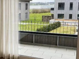 Modern Nature Apartment ! WIFI & Parking Free !