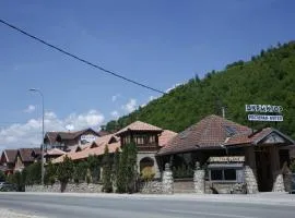 Motel Restoran DURMITOR