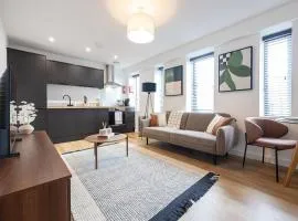 Urban Retreat - Stylish One-Bedroom Studio