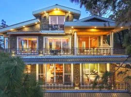 ELIVAAS, Kavya Villa Forest View 4BHK Villa, Kasauli