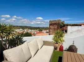 Casa do Castelo by CORAL