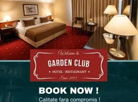 GARDEN Club - Hotel & Restaurant - FREE Outdoor Pool & Parking