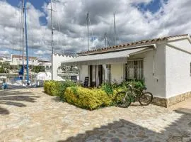 Salins Studio