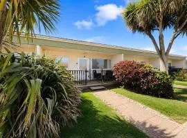Chalet With Free Wifi At Rainbows End Near A Lovely Norfolk Beach Ref 31002R