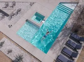 Desert Muse - Midcentury Retreat w Pool Views