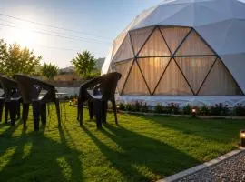 PakDomes Glamping