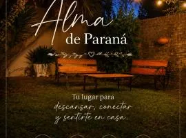 Con alma de Paraná, patio y estacionamiento propio