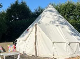 Le Petit Part Glamping - private site for 2-6 people