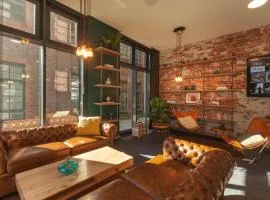 Holiday Inn - the niu, Bricks Hamburg Eppendorf by IHG