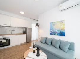 SLV Roxani Apartment