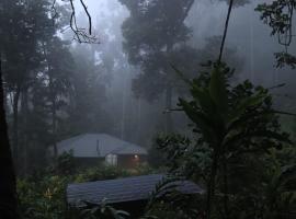 HostelExp, Munnar - A Bungalow Farm Experience, hotel v destinácii Munnar