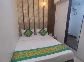 Hotel Toss n Sipp Powai