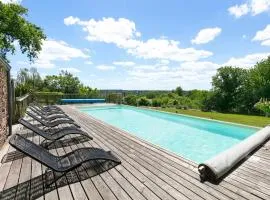 Le gite du petit Brécéan - piscine