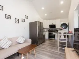 1 Bedroom with King Bed Near Attractions