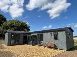 Luxury Cabin with outdoor bath & spectacular views - The Meadow Suite