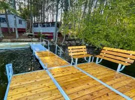 Peaceful 2BR Lakefront Cabin w/ New Dock