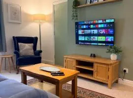 Esk Retreat, Cosy 1 Bed Flat - 3miles from M6 Jct45 - near A75, Gretna & Carlisle