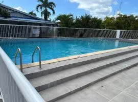 Studio piscine et accès Marina de Saint-François