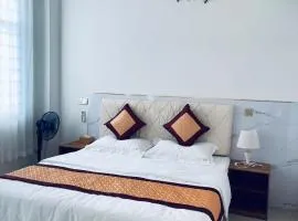 Nhà nghỉ Phương