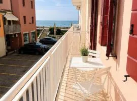 PETRONIA TRILO VISTA MARE - Agenzia Cocal