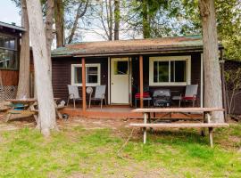Ambleside - 2-Bedroom Cottage #8, hotel en Kawartha Lakes