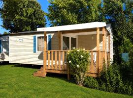 Mobil Home Cosy proche Europa park &Colmar-2 chambres-Clim, hotell i Biesheim