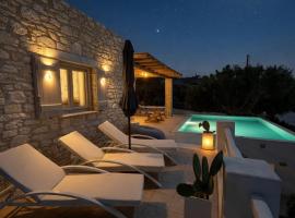 Villa Giorgianna -near Aliki beach with pool, hotel Alikíben
