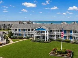 Colonial Acres Resort