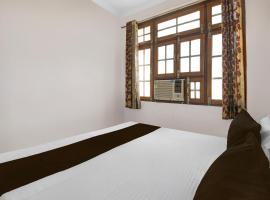 Hotel O New Shagun Vatika Lawn & Hotel, hotel di Alambagh