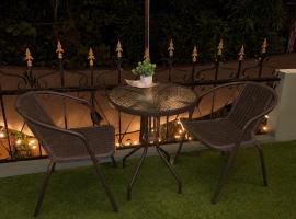 Casa LeValois - Hidden Garden Oasis in Port-Louis, hotel en Port Louis