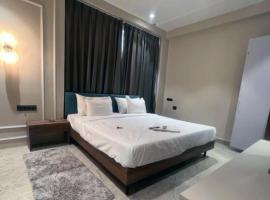 Hotel Abhilash, hotel i Pachmarhi