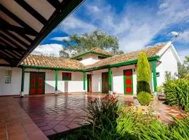 Villa Andrea Casa Campestre con Chimenea