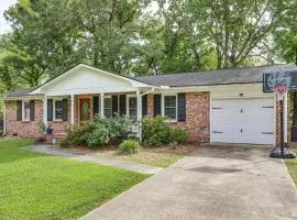 Large Yard & Fire Pit! Pet-Friendly Home in Ladson