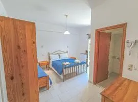 Sougia Afrodite Rooms 1 with balcony