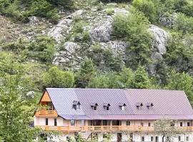 Kakia Guesthouse