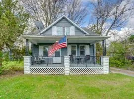 2 Blocks to Beach! Lake Huron Hideaway