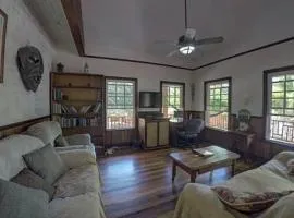 Charming 2BR Beach House Ideal for Extended Stays