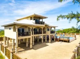 Elegant Beachfront Villa Pool & Beach Family Fun
