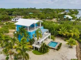 Grand Sunset Decks Luxury Home on the Lagoon