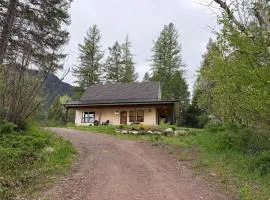 Hungry Horse Farmhouse